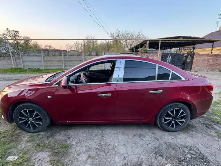 Продам chevrolet cruze 🚗 2011 год мотор 1,6 состояние отличное 👍
Коррозии, рыжиков нет
Ходовая новая
Мотор масло не берёт
Отслово совсем,
В полной комплектации
Электрика вся работает
Кондиционер заправлен
Я собственник. Цена 720 тыщ💵
Торг возможен
Тел+79498234300 - фотография - 3