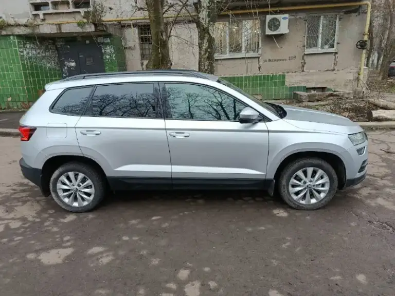 Продам skoda karoq 2020г
Акпп 1,4т
Пробег 106500
Автомобиль в отличном
Состоянии
Комплектация климат, подогрев лобового, карплей, круиз и тд
Резина зима лето
Все подробности по телефону
Донецк
+79494928738 - фотография - 3