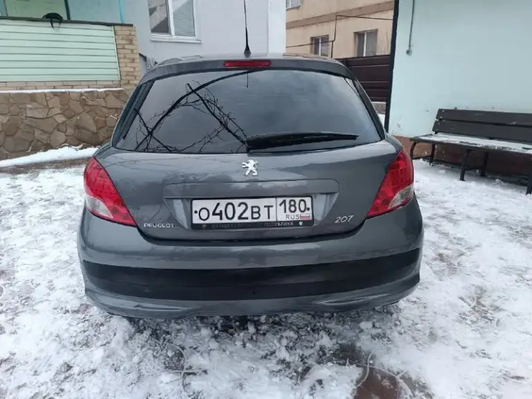Продам peugeot 207, 2011 г. В. 97 000 км, 1.4 л. , мкпп, был куплен у тестя, он брал в салоне, своевременно обслуживался, есть частичная история сервиса, кузов в родной краске, в комплекте зимняя и летняя резина, два комплекта ключа.
Центральный замок, датчик света/дождя, лепесток управления мультимедиа, двухзонный климат, камера парковки, подогрев зеркал и заднего стекла. Больше фото - в личку
Осмотр в калининском районе донецка.
Цена: 600 к.
Звоните 👉 +79495153858 - фотография - 3