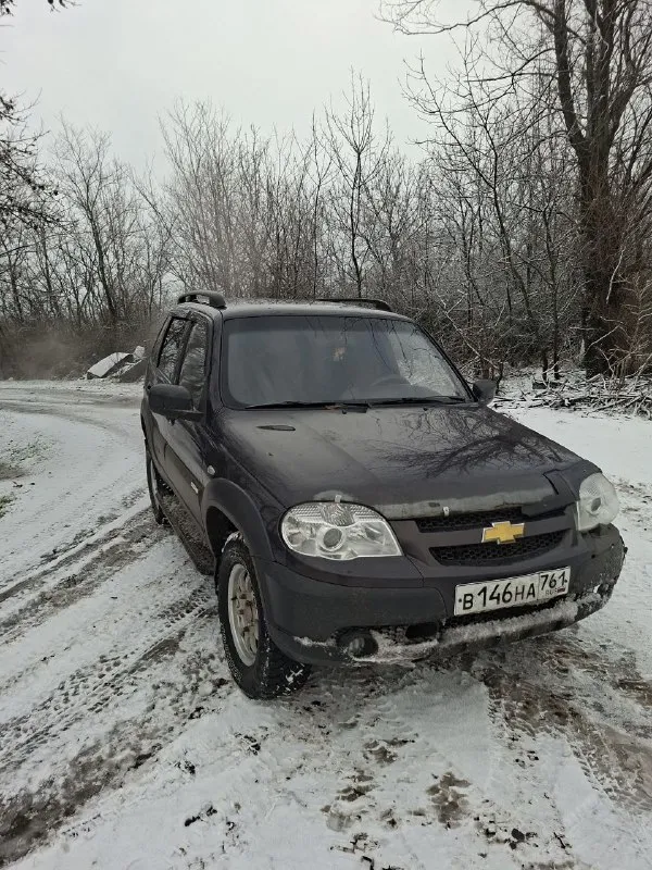 Продам шевроле ниву! 2012 го года выпуска.
- Мотор коробка на 5!
- Без рыжиков
- Документы чистые
Цена: 700 торг.
Для контакта: 79490938192 - фотография - 1