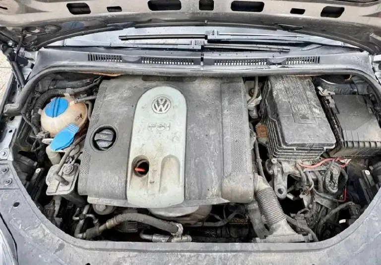 ◼️ Volkswagen golf plus ➕

💰Цена: 650 000р
🏢Город: мариуполь
📅Год выпуска: 2007
🧾Пробег: 206 760 км.
⚙️Двигатель: 1.6
⛽Топливо: бензин
⚙️Кпп: механика

📞 Телефон:

+7-949-727-41-51
+7-949-551-91-52
+7-989-263-55-56

💾 Описание:

Всеми любимый vw golf пятого поколения с увеличенным, оцинкованным кузовом и
Увеличенным клиренсом.

✅ 3 Владельца за все время,
8 Лет крайний.

✅ Надежный двигатель bse 1.6 и 6-ти ступенчатая механика.

✅ Отличная комплектация:
- Раздельный климат-контроль
- Электропривод зеркал
- Полный электропакет
- Подогрев сидений
- Хорошая музыка
- Abs, esp, srs

✅ Салон в отличном состоянии.

Улица шевченко 2️⃣6️⃣9️⃣

🏦 Возможна продажа в кредит по двум документам. - фотография - 9