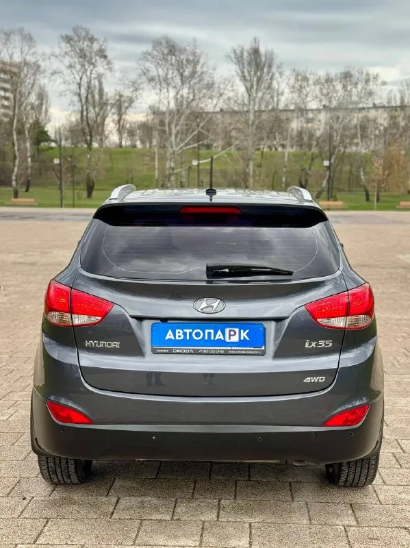 🇰🇵 Hyundai ix35 at

💰Цена: 1 150 000р
🏢Город: мариуполь
📅Год выпуска: 2010
🗒️Пробег: 201 520 км.
⚙️Двигатель: 2.0
⛽Топливо: бензин
⚙️Кпп: автомат

📞 Телефон:

+7-949-727-41-51
+7-949-551-91-52
+7-989-263-55-56

💾 Описание:

✅ Полный привод.
✅ Техническая часть на 5+
✅ Оригинальный пробег.
✅ Редкий коричневый салон.
✅ 2 Комплекта резины зима/лето.
✅ Красивый цвет.

🔥 Отличная комплектация:

❄️ Двухзонный климат-контроль, бесключевой доступ, кнопка start-stop, подогрев всех сидений, магнитола с bluetooth, бортовой компьютер, мультируль, птф, электропакет, помощь при спуске, складывание зеркал, оригинальные литые диски 18 радиуса, новый акб, 2 смарт-ключа, сигнализация с автозапуском.

Улица шевченко 269

🏦 Возможна продажа в кредит по двум документам. - фотография - 5