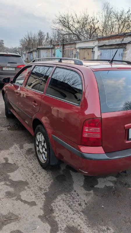 Рф учет!!!
Продается личный авто skoda octavia a4 tour
Авто служило верой и правдой много лет, за это время было сделано очень много, перебрана ходовка и т. П.
1.6
Цена 600₽ 💰
Ничего нигде не стучит не бренчит не брякает, ничего не течет. Ездили аккуратно, в основном работа дом.
Вложили много сил и денег. Так же есть небольшие недочеты по кузову, пороги стаканы целые, салон ухоженный, в машине не курили!
Хорошая комплектация и самый надежный мотор
Стоит хорошая андроид магнитола
Торг у капота уместен, приезжайте смотрите
Если остались вопросы пишите!!!
+79493897964 (Телеграмм/звонки)
📲 Tg: @vladislavvlkav
📞 Звоните: +7(949)3897964 - фотография - 5