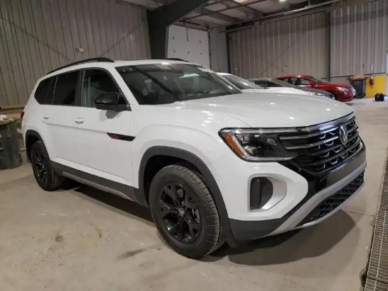Vw atlas с пробегом меньше 1000 км! 🔥

06/2025
Двигатель: 2.0 бензин, 273 л. С.
Внедорожная комплектация "peak edition"
Полный привод (4wd)
7 Мест
Пробег: 900 км! 🛤

Тут не просто состояние нового авто, это и есть новый, недавно сошедший с конвейера, vw! Второго такого нет!

Цена под ключ (с таможенной очисткой и утиль сбором): 5.600.000 💰

Кирилл
+7 (949) 400-56-31
📞 🇷🇺 Звоните: +79494005631 - фотография - 1