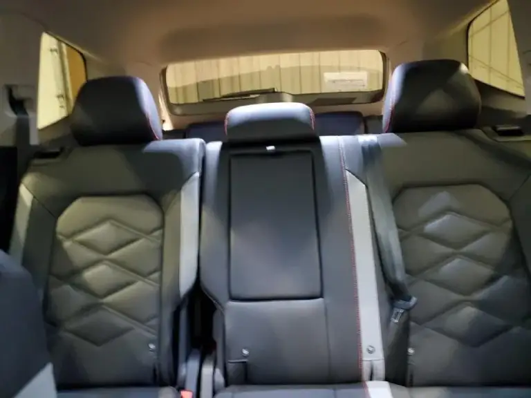 Vw atlas с пробегом меньше 1000 км! 🔥

06/2025
Двигатель: 2.0 бензин, 273 л. С.
Внедорожная комплектация "peak edition"
Полный привод (4wd)
7 Мест
Пробег: 900 км! 🛤

Тут не просто состояние нового авто, это и есть новый, недавно сошедший с конвейера, vw! Второго такого нет!

Цена под ключ (с таможенной очисткой и утиль сбором): 5.600.000 💰

Кирилл
+7 (949) 400-56-31
📞 🇷🇺 Звоните: +79494005631 - фотография - 9