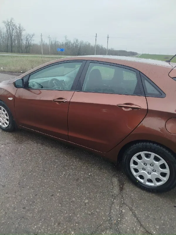 Продам автомобиль hyundai i30 2013 год. Я второй хозяин. Двигатель 1.6.от машины не избавляюсь, не перекупы. Комплектация кондиционер, подушки безопасности, подогрев сидений, авто свет, стеклоподъёмники все четыре. Машина без вложений, сел поехал. Пробег 158 тысяч. Коробка автомат. Стоит зимняя резина, учет рф. Цена 1🍋 100 тысяч. Торг. Больше информации в лс. Или по номеру телефона +79498138116 или +79399545969 телеграмм +79498138116
📞 Звоните: +7(949)8138116 - фотография - 4