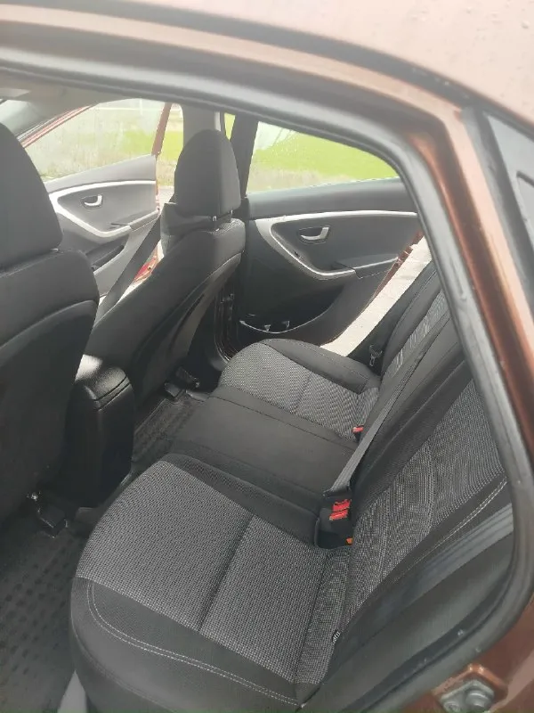 Продам автомобиль hyundai i30 2013 год. Я второй хозяин. Двигатель 1.6.от машины не избавляюсь, не перекупы. Комплектация кондиционер, подушки безопасности, подогрев сидений, авто свет, стеклоподъёмники все четыре. Машина без вложений, сел поехал. Пробег 158 тысяч. Коробка автомат. Стоит зимняя резина, учет рф. Цена 1🍋 100 тысяч. Торг. Больше информации в лс. Или по номеру телефона +79498138116 или +79399545969 телеграмм +79498138116
📞 Звоните: +7(949)8138116 - фотография - 5