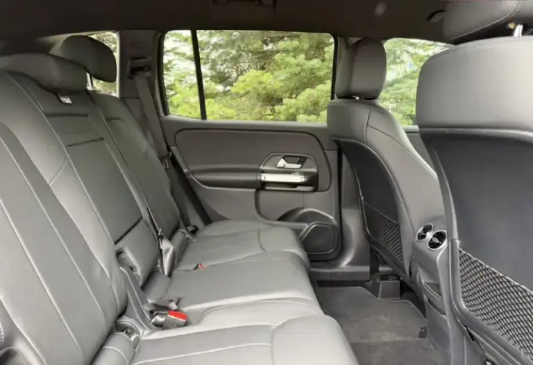 ✅ Mercedes glb 180 ✅
➡️Год выпуска: 2021 г.
➡️ : 1.3 Л. Бензин.
💪Мощность: 136 л. С.
➡️Пробег: 42.000 км.
⚙️Привод: передний.
➡️Коробка передач: автомат.
💵Цена: 2.150.000💰
☎️ +7 (939) 916-57-62 (Иван)
📲 Tg: @stavriyani
📞 Звоните: +7(939)9165762 - фотография - 6