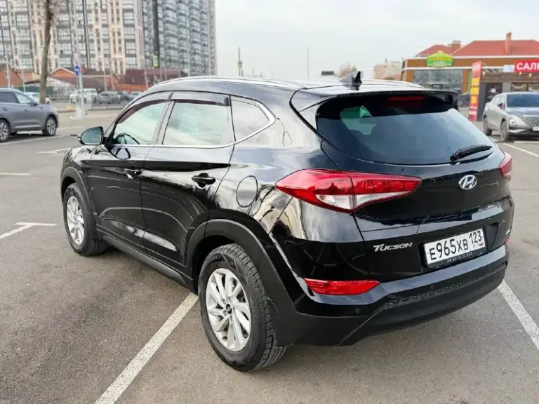 Hyundai tucson 2.0 автомат
Автомобиль в отличном состоянии
1 Хозяин
Без дтп
Зеленая автотека
Полностью обслужен
Заменены: тормозные колодки в все, тормозные диски, масла, фильтра.
Сделана химчистка салона и полировка кузова
Кузов в родной краске
Кроме задней двери ( подкрашивали кусочек из-за царапины, без дтп)
Пред максимальная комплектация
Все есть для комфортной езды
Очень комфортный и удобной автомобиль
Цена: 2.150.000р
Место краснодар
+79814574884 - фотография - 5