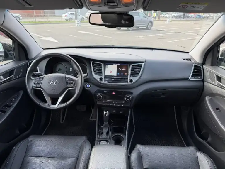 Hyundai tucson 2.0 автомат
Автомобиль в отличном состоянии
1 Хозяин
Без дтп
Зеленая автотека
Полностью обслужен
Заменены: тормозные колодки в все, тормозные диски, масла, фильтра.
Сделана химчистка салона и полировка кузова
Кузов в родной краске
Кроме задней двери ( подкрашивали кусочек из-за царапины, без дтп)
Пред максимальная комплектация
Все есть для комфортной езды
Очень комфортный и удобной автомобиль
Цена: 2.150.000р
Место краснодар
+79814574884 - фотография - 7