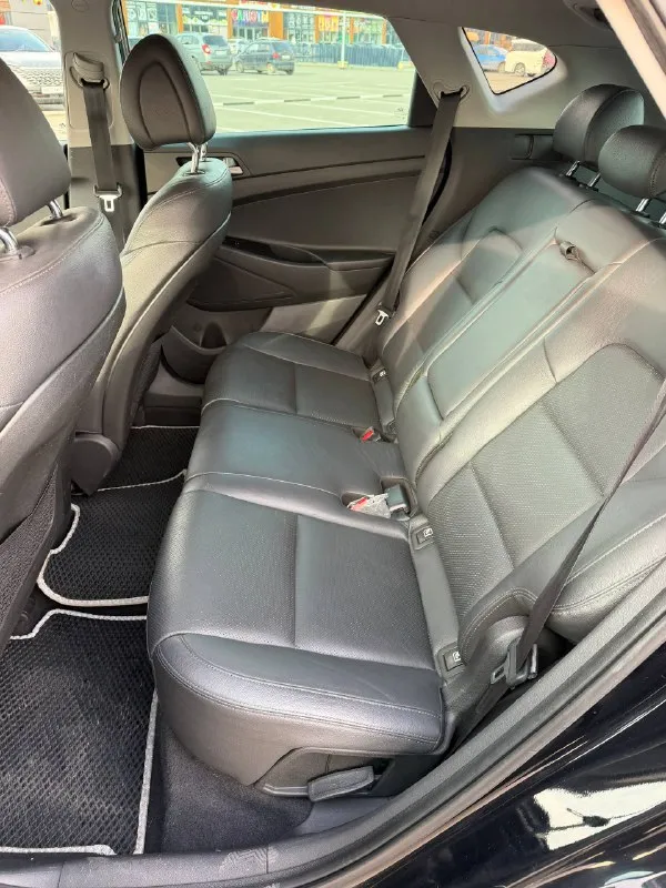 Hyundai tucson 2.0 автомат
Автомобиль в отличном состоянии
1 Хозяин
Без дтп
Зеленая автотека
Полностью обслужен
Заменены: тормозные колодки в все, тормозные диски, масла, фильтра.
Сделана химчистка салона и полировка кузова
Кузов в родной краске
Кроме задней двери ( подкрашивали кусочек из-за царапины, без дтп)
Пред максимальная комплектация
Все есть для комфортной езды
Очень комфортный и удобной автомобиль
Цена: 2.150.000р
Место краснодар
+79814574884 - фотография - 9