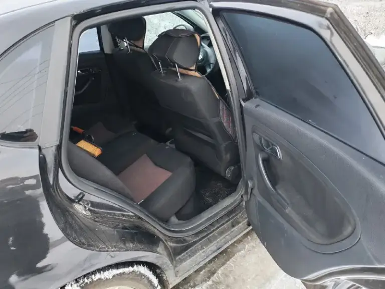 Продам seat cordoba 2008г. В 2.0mpi - не дымит, не троит, гбо евро4 вписан в стс, 5ст мех. Кто не знает - это испанский vag, все агрегаты, кроме кузова skoda fabia.
Я первый хозяин по птс!
Машина на полном ходу, не гнилая, все жидкости новые, ходовая перебрана, новое сцепление luk и много чего еще.
Цена как у приоры - 399т. Р. Торга нет, и так низ рынка. 7949-316-75-92 осмотр г. Горловка
📞 🇷🇺 Звоните: +79493167592 - фотография - 5