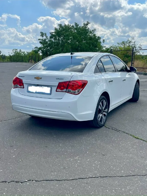 Продам chevrolet круз. 2012 г. (рест) chevrolet cruze пробег - 165 000км. Двигатель 1. 8. Автомат. Один владелец с салона. Покупалась в донецке. Чистый кореец (не россиянка). Кузов оцинкованный. Два ключа. Два комплекта резины. Датчик дождя, датчик света, круиз, климат, подогрев сидений и тд. Авто полностью зашумлено. Автомобиль в отличном состоянии как по кузову, так и технически, и полностью готов к переоформлению. Цена 990000₽ +79491808682
📞 Звоните: +7(949)1808682 - фотография - 3