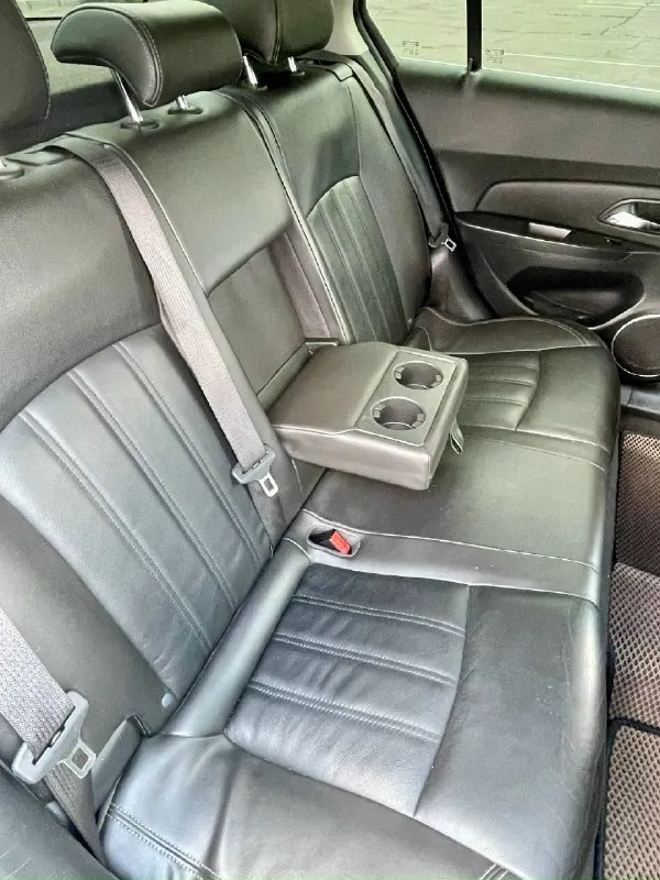 Продам chevrolet круз. 2012 г. (рест) chevrolet cruze пробег - 165 000км. Двигатель 1. 8. Автомат. Один владелец с салона. Покупалась в донецке. Чистый кореец (не россиянка). Кузов оцинкованный. Два ключа. Два комплекта резины. Датчик дождя, датчик света, круиз, климат, подогрев сидений и тд. Авто полностью зашумлено. Автомобиль в отличном состоянии как по кузову, так и технически, и полностью готов к переоформлению. Цена 990000₽ +79491808682
📞 Звоните: +7(949)1808682 - фотография - 7