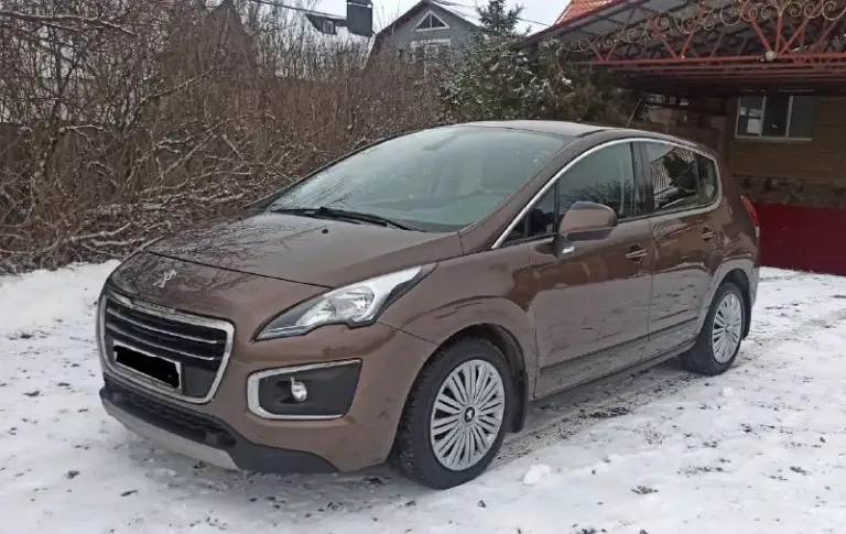 Peugeot 3008 1.6 бензин (без турбины)
2014Г. Пробег 124000, расход 8л механика.
Состояние очень хорошее. Ходовая без стуков и дефектов, двигатель работает идеально, масло не берет работает ровно.
Кузов в отличном состоянии. Ржавчины и коррозии нет вообще. Днище и пороги целые.
Рестайлинг:led оптика, электрика полностью в рабочем состоянии. Двух зонный климат-контроль (рабочий). Круиз-контроль.
Датчик дождя, датчик света.
Кожаный салон. Салон чистый и просторный.
Пробег родной есть сервисная книжка
Хорошая зимняя резина остаток 80%
Авто действительно в отличном состоянии и стоит своих денег. Стоит на постоянном учете!!! Цена 950.000₽ торг у капота
Подробно по телефону. +79493563164
📲 Tg: anton
📞 Звоните: +7(949)3563164 - фотография - 2