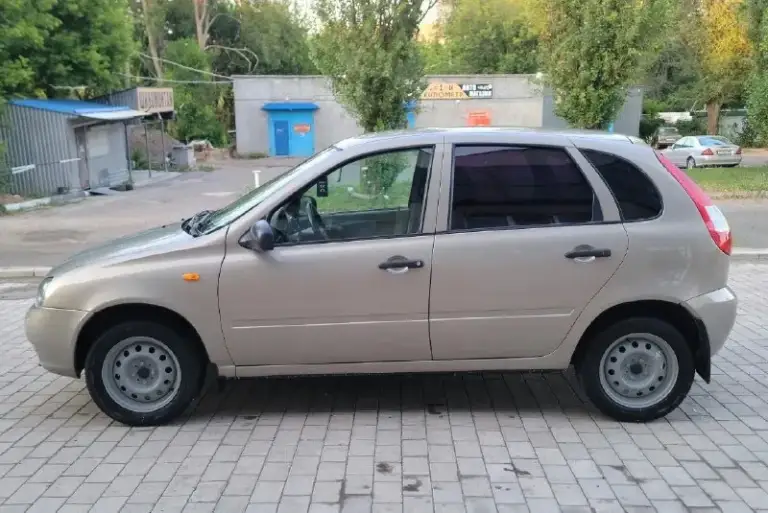 Продаю ваз kalina ( ваз калина)
Год - 2007г.
Двигатель - 1.6
Коробка без посторонних шумов
Новые тормоза, все ремни новые, новое сцепление, новое масло.
Коробка переключает отлично, без хрустов
Ходовая часть в норме.
Новые тормозные колодки, ручник держит хорошо.
Электро усилитель руля
Передние стеклоподъёмники
Центральный замок
Рф учёт донецкий любое переоформление!
Цена 375000, торг
+79495961943 Телеграмм
📲 Tg: @anna_300321
📞 Звоните: +7(949)5961943 - фотография - 4