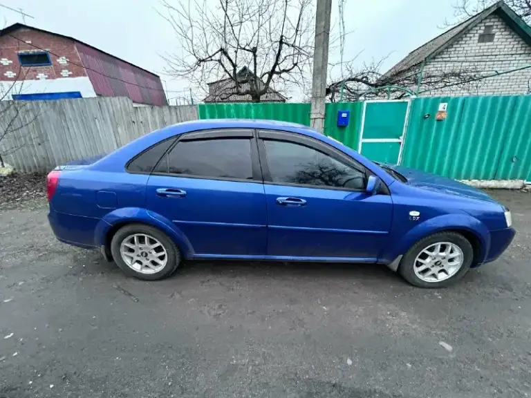 Продам chevrolet лачетти 1.8 2008 года выпуска постоянный учет (180 регион)кпп автомат, пробег 308 тысяч. Стоит евро 4.город снежное цена 560 000 рублей +79497026379
📞 Звоните: +7(949)7026379 - фотография - 2