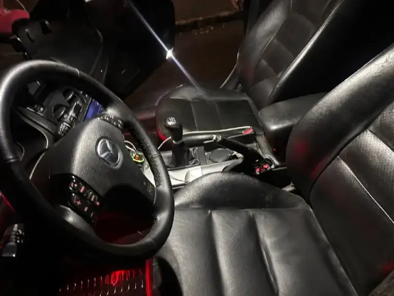 Продам авто, mazda 6 gg, универсал. 2004 года. 2.0 механика
Комплектация :обогрев сидений, электро зеркала, 4 эсп, гур, abs, климат( кондиционер), регулировка руля по вылету и по высоте, мульти руль, бортовой компьютер, центральный замок, дисковые тормоза в круг, 6 подушек безопасности, докатка. Стоит не плохая музыка, перед прайды, зад сильвестры, сабвуфер мачета 15. Усилитель на фронт момо 4.100 и моноблок момо на 2300.1
Цена 415000₽, торг.
Дополнительное фото и видео могу скинуть по просьбе.
Осмотр макеевка(жби)
Телефон +79528240010( он же и телеграмм)
📞 Звоните: +7(952)8240010 - фотография - 6