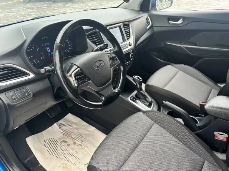 Solaris 1.6 автомат2017г авто в полной комплектации
Климат контроль
Линзованая оптика
Подогрев сидений
Навигация
Обогрев руля
Датчики давления шин
Легкосплавные диски
Авто в отличном состоянии!
Двигатель сухой без потеков
Не дымит не троит работает без посторонних шумов.
Ходовая мягкая взбитая!
Акпп листает без пинков!
Кузов не гнилой не ржавый!
Цена 1.350.000
Документы в полном порядке ! +79497309912 - фотография - 6