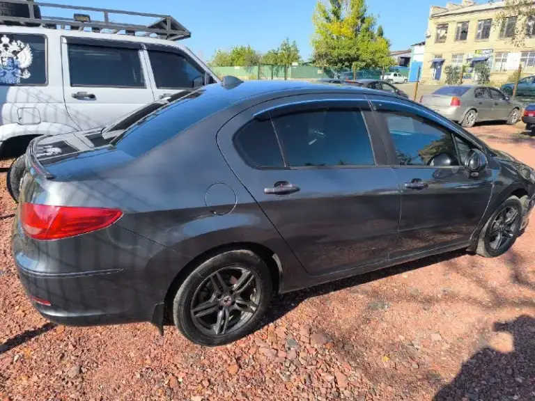 Продам peugeot 408 2013 г. В пробег 250 тыс 1.6.120 л. С коробка автомат 2 комплекта резины старт-стоп, камера заднего вида цена 500 тыс, символический торг осмотр г. Снежное обращаться по номеру +79494316351
📞 Звоните: +7(949)4316351 - фотография - 3