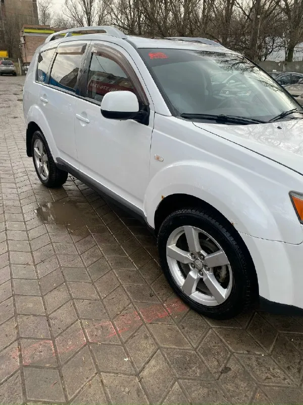 Продам mitsubishi аутлендер 2008,2.4,стоит новая резина, аккумулятор, масла с фильтрами менял недавно, оптика переделана, свет отличный, ксенон, сигнализация с автозапуском, ходовую полностью выкатывали и меняли, перед и зад, масло не ест совсем, климат, люк, все работает, в собственности у меня 3 года, есть моменты по аркам. Цена 1100000р, ,,+79494768071
📞 Звоните: +7(949)4768071 - фотография - 1