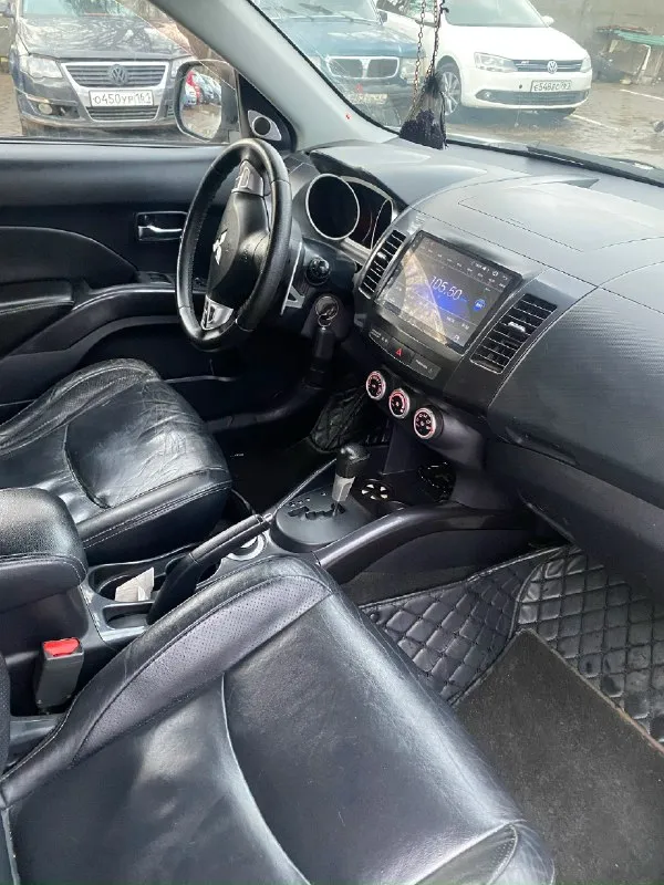 Продам mitsubishi аутлендер 2008,2.4,стоит новая резина, аккумулятор, масла с фильтрами менял недавно, оптика переделана, свет отличный, ксенон, сигнализация с автозапуском, ходовую полностью выкатывали и меняли, перед и зад, масло не ест совсем, климат, люк, все работает, в собственности у меня 3 года, есть моменты по аркам. Цена 1100000р, ,,+79494768071
📞 Звоните: +7(949)4768071 - фотография - 6