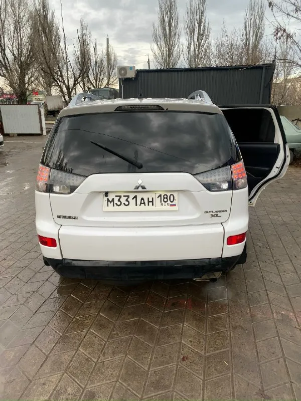 Продам mitsubishi аутлендер 2008,2.4,стоит новая резина, аккумулятор, масла с фильтрами менял недавно, оптика переделана, свет отличный, ксенон, сигнализация с автозапуском, ходовую полностью выкатывали и меняли, перед и зад, масло не ест совсем, климат, люк, все работает, в собственности у меня 3 года, есть моменты по аркам. Цена 1100000р, ,,+79494768071
📞 Звоните: +7(949)4768071 - фотография - 7