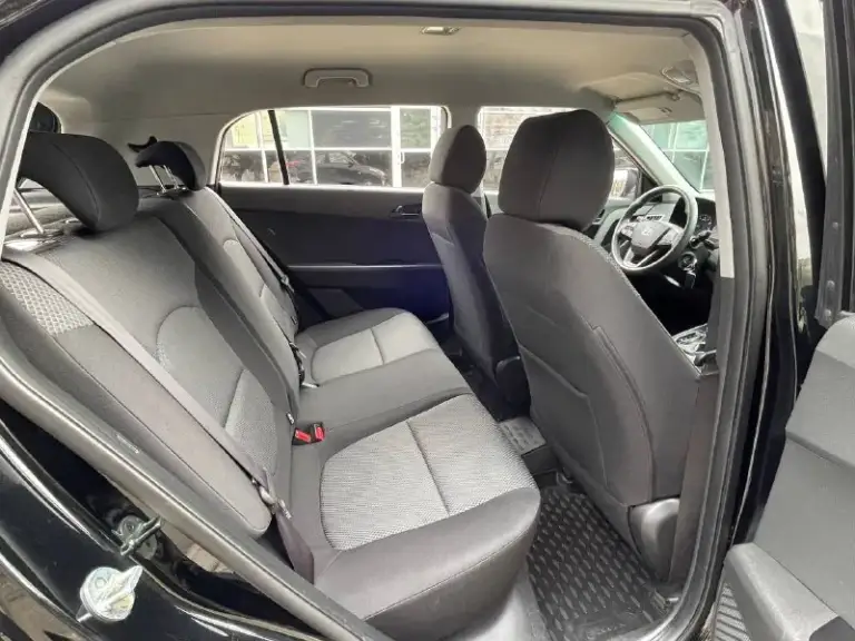 +79495236393
В продаже в городе донецке
Hyundai creta 1.6 бензин 123 л. С. Коробка автомат айсин 6 ступенчатый 2017 год вся в родной краске каждая единица кузова в родной заводской краске!
Один хозяин! Машинка вся в оригинале была бережная эксплуатация! Пробег 132 тыс км родной оригинальный проверенный пробег! Кузов в идеальном состоянии! Весь в отражений ! Днище идеальное гаражное хранение ! Салон в идеальном состоянии в машине не курили ! Машина очень ухоженная ! Два ключа сервисные книги! Резина зимняя хорошая, камера заднего вида, кондиционер рабочий, подогревы сидений, подогревы всех зеркал, датчик давления в шинах полный бортовой компьютер, мульти руль, полная мульти медиа, гарнитура свободные руки, состояние по всем параметрам отличное без единого вложения! Двигатель коробка и ходовая часть все в идеальном состоянии! Машинка в отличном состоянии тот кто приобретёт будет очень доволен, постоянный учёт полное переоформление в мрэо
Два комплекта резины
Цена 1 680 000 руб торг +79495236393 - фотография - 6