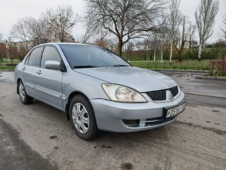 Продам mitsubishi лансер 9
Mitsubishi lancer 9
Год 2006
Двигатель 1.6 работает отлично, масло не ест не дымит, обороты четко 👌
Кпп четко без хрустов и вылетов
Ручник исправен, что должно работать работает
Кузов в хорошем состоянии, дно пороги целые
Резина отличная зима + лето
Переоформление без проблем
Мариуполь
Цена 479к торг
+79498162933
📲 Tg: @bitch_monk
📞 Звоните: +7(949)8162933 - фотография - 2