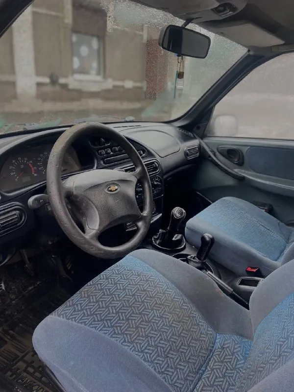 Продам chevrolet ниву 2004 года
На полном боевом ходу!
Двигатель едет бодра, без масложора!
По технике отлично
Раздатка и блокировка 4x4 работает
Гребет как танк !
Дно целое, пороги чуть уставшие
Салон живой чистый
2 Эсп
Гур работает
Печка жарит 🔥
Косячки по кузову есть
На фото видно.
Документы чистые, полное переоформление.
Цена 310 тыс торг
Нахожусь в енакиево
+79490441619
📲 Tg: а`
📞 Звоните: +7(949)0441619 - фотография - 5