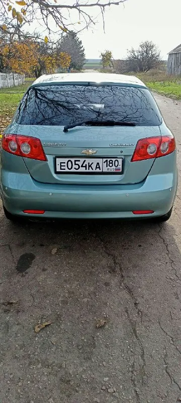 Продам семейный автомобиль chevrolet лачетти хетчбэк за 530т. Р, 2006г. 1.4 на 95 л. С, мкпп, гур, абс, цз, кондиционер, задний парктроник все работает, чек не горит, пробег 205т. Км, автомобиль вложений не требует, кузов без рыжиков как на фото, мотор сухой, масло не расходует не дымит катализатор на месте. Все жидкости заменены ничего не вытекает. Салон чистый ухоженный, работает каждая кнопка, новый компрессор кондиционера с трубками и радиаторами, новый радиатор печки, стекла родные, лобовое без сколов и трещин, дно без гнили и рыжиков, машина на зимней резине, лето тоже имеется. Задатки, обмены, свои цены не предлагать!!! Хотите посмотреть, заранее звоните +7949 9240292 цена 530т
📲 Tg: олег олегович
📞 Звоните: +7(949)9240292 - фотография - 7