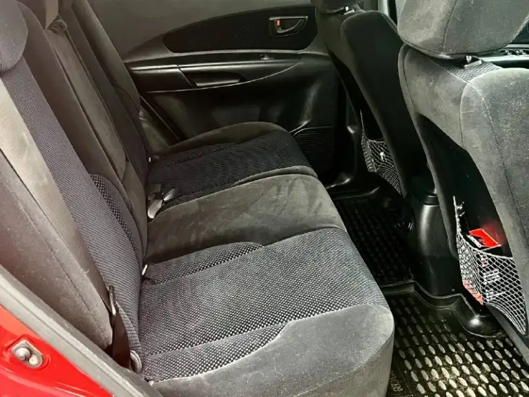 Продам идеальный hyundai tucson 2.0 бензин. Коробка автомат
2008 Год выпуска
Кузов в отличном состоянии в родном окрасе!
Техническое состояние — превосходное! Недавно было проведено полное техническое обслуживание. Все стекла оригинальные, а геометрия кузова идеально ровная. Безопасность на высшем уровне, все герметики завод. Двигатель работает как часы: тихо, быстро. Автоматическая коробка передач переключается мягко и легко. Ходовая часть не имеет стуков. На машине установлены диски r16 на хорошей резине.
Комплектация богатая: климат-контроль, подогревы сидений, гидроусилитель руля, подушки безопасности airbag, система abs, электрическая регулировка зеркал с обогревом, электрические стеклоподъёмники с доводчиками и сигнализация. Дополнительно установлены мультимедиа с bluetooth, качественная аудиосистема и тонировка задней полусферы. Ржавчины и гнили нет нигде. Днище, пороги, стаканы, лонжероны — всё целое!цена 885.000₽ торг!все вопросы по телефону +79493578236 или телега +79094166333 - фотография - 8
