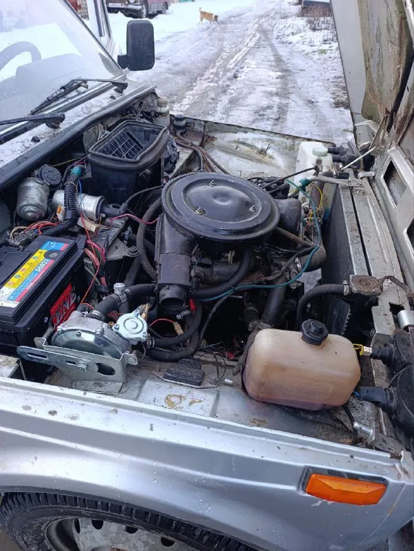Ваз (lada) 4x4 (нива) 1.8 mt, 2004, 108 000 км
Год выпуска: 2004;
Объём двигателя: 1.8 л;
Коробка передач: механическая (mt);
Привод: полный (4wd) — уверенно держит дорогу в любых условиях;
Топливо: бензин, газ (не зарегистрированный
Кузов: 4 двери.
Состояние: автомобиль в рабочем состоянии, двигатель работает ровно, без нареканий. Ходовая часть проверена
Ходовая часть пересобранная, стоит новый генератор, новые шрусовые кардоны, кузов имеет следы эксплуатации но без серьёзных повреждений.
Возможна переделка под инжектор, вся проводка имеется
Место нахождение: г. Горловка, донецкая область
Телефон:+79493237108
Цена:450 тыс. Руб, без торга
📞 Звоните: +7(949)3237108 - фотография - 9