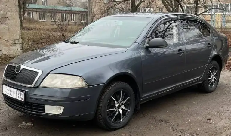 Skoda octavia a5
2008 Года, механика.
Подогрев сидений, подогрев зеркал, кондиционер, музыка планшет, зимняя резина
Авто в хорошем состоянии
На ходу каждый день
По документам полный порядок
Цена 480.000р
+79494453530
Донецк
📲 Tg: @ku4eryviy001
📞 Звоните: +7(949)4453530 - фотография - 3
