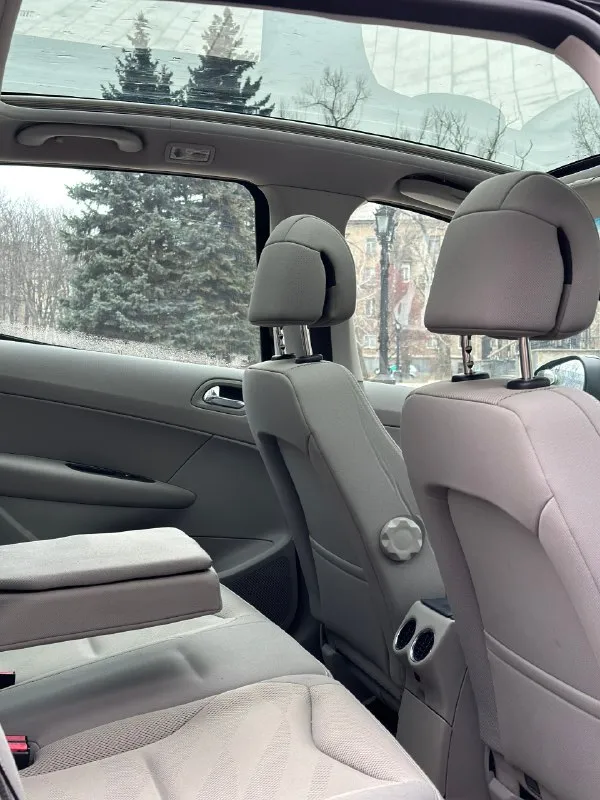 Peugeot 308 🦁
1.6 2008Г. Ат ( автомат )
Пробег: 111.000км ( родной )
2 Владельца❗️
В самой богатой комплектации: белый тканевый салон, панорамная крыша, климат многозонный, подогревы передних сидений, автоматическое складывание боковых зеркал( при открытие/закрытие авто ) 4эл. Стеклоподъемника, хорошая запаска + домкрат
Зимняя резина cordiant на литых дисках
Автомобиль полностью оцинкованный
Цена автомобиля: 520.000 рублей ( торг приветствуется у капота )
+79494095214
Г. Макеевка
📞 Звоните: +7(949)4095214 - фотография - 2