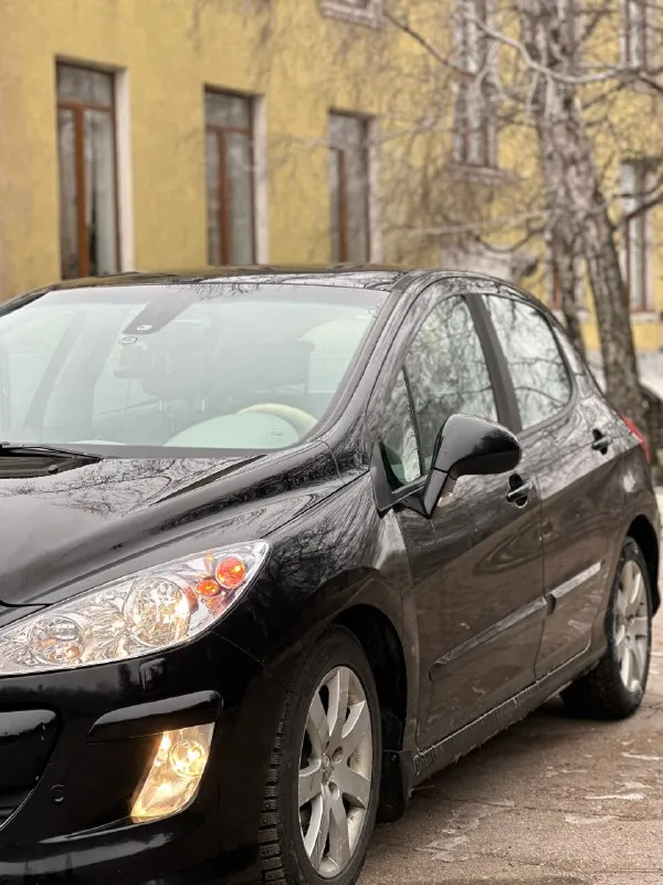 Peugeot 308 🦁
1.6 2008Г. Ат ( автомат )
Пробег: 111.000км ( родной )
2 Владельца❗️
В самой богатой комплектации: белый тканевый салон, панорамная крыша, климат многозонный, подогревы передних сидений, автоматическое складывание боковых зеркал( при открытие/закрытие авто ) 4эл. Стеклоподъемника, хорошая запаска + домкрат
Зимняя резина cordiant на литых дисках
Автомобиль полностью оцинкованный
Цена автомобиля: 520.000 рублей ( торг приветствуется у капота )
+79494095214
Г. Макеевка
📞 Звоните: +7(949)4095214 - фотография - 8