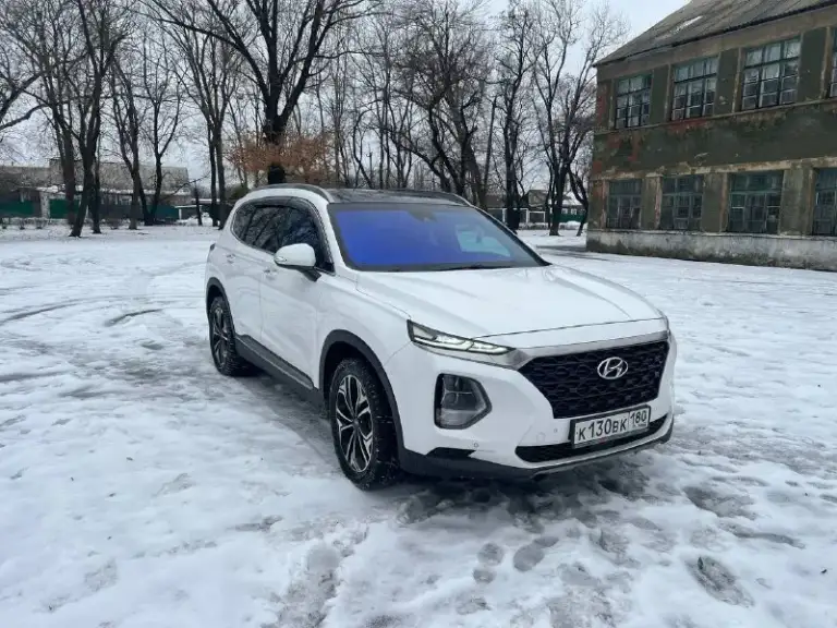 Продам hyundai santa fe 2019г. , передний привод, 2.0 170л. С. Пробег 109 тыс. Км +79493376210 машина для корейского рынка, я первый владелец по россии. Комплектация пред максимальная: 2 ключа, 2 комплекта хорошей резины, (2 комплект на дисках), спереди поклеена атермальная тонировка, удержание в полосе, дистроник, датчик от столкновений, датчики слепых зон, авто холд, датчик света, дождя, подогрев руля, подогрев всех сидений, обдув передних сидений, панорама. Расход 7-8 л. Цена 3.2млн. Руб. Торг
📞 Звоните: +7(949)3376210 - фотография - 1