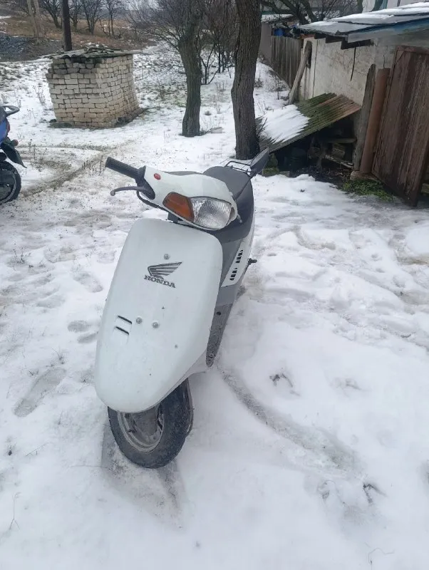 Продам -скутер honda takt af16,мотор после капиталки стоит новый коленвал, карбюратор, подшипники поршневая, обслужен вариатор, редуктор, стоит новая резина, по электрике все работает, сел поехал, цена25000,звонить по номеру+7949-419-41-70.г шахтерск. ( попросили выложить)
📞 Звоните: +7(949)4194170 - фотография - 2