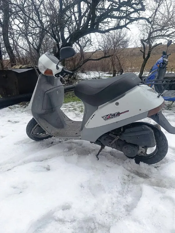 Продам -скутер honda takt af16,мотор после капиталки стоит новый коленвал, карбюратор, подшипники поршневая, обслужен вариатор, редуктор, стоит новая резина, по электрике все работает, сел поехал, цена25000,звонить по номеру+7949-419-41-70.г шахтерск. ( попросили выложить)
📞 Звоните: +7(949)4194170 - фотография - 4