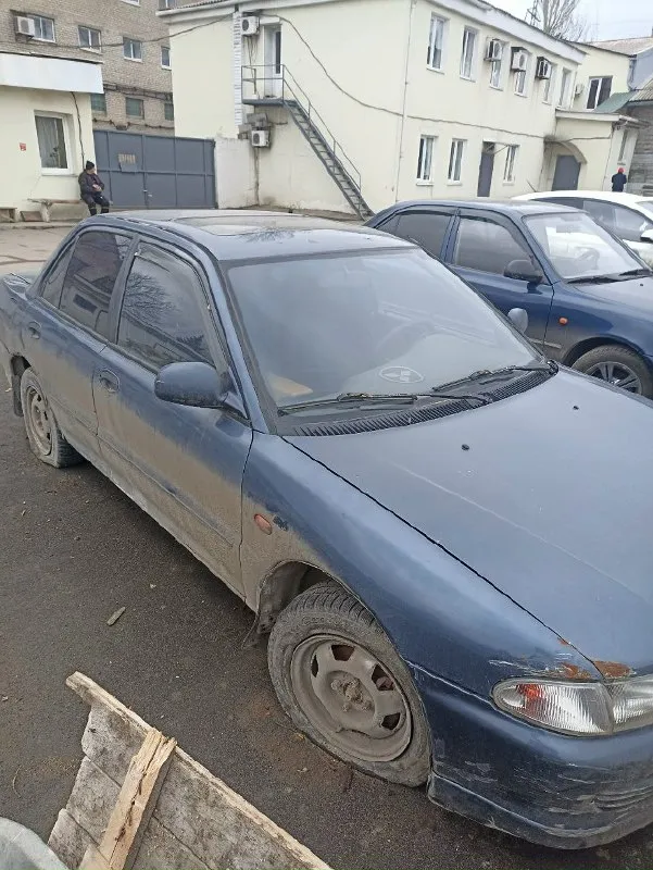 Продам mitsubishi lancer glx 1993 год выпуска на запчасти мотор 2,0 порвался ремень грм, коробка механика 5-ти ступка. Комплектация: кондиционер, люк, 4 эл. Стеклоподъемника, эл. Зеркала с подогревом, регулировка руля по высоте, салон велюровый. Состояние кузова видно на фото. Цена 100.000 рублей звоните +79493591268
📞 Звоните: +7(949)3591268 - фотография - 4