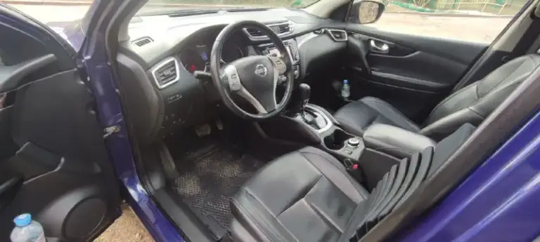 Продам nissan qashqai 2015 года.
Полный привод. Коробка вариатор.
Обьём двигателя 2 литра,144 лс.
Пробег 162 тысячи.
Комплектация полная.
Панорама, бесключевой доступ, кожаный салон, подогрев передних сидений, двухзонный климат-контроль, мультируль, фотохромное зеркало заднего вида, круиз-контроль, камера 360°.
Мультимедиа с хорошей аккустикой.
Машина полностью обслужена.
Я собственник.
Масло в двигателе и коробке менялось недавно.
Продажа не срочная.
Цена 1 млн.620 тысяч.
Торг минимальный у капота.
+79493500751 - Дмитрий.
Просьба, перекупам не беспокоить.
📲 Tg: дмитрий воробьёв
📞 Звоните: +7(949)3500751 - фотография - 8