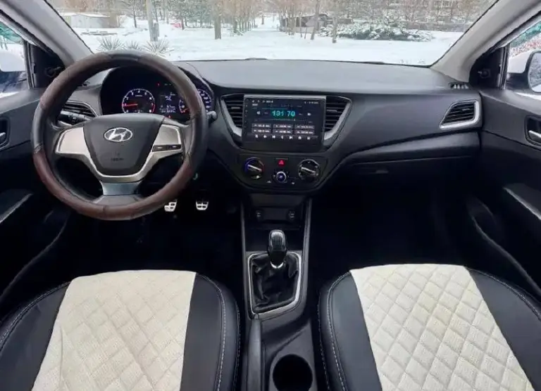 🇰🇵 Hyundai solaris

💰Цена: 1 000 000р
🏢Город: мариуполь
📅Год выпуска: 2019
🧾Пробег: 169 190 км.
⚙️Двигатель: 1.6
⛽Топливо: бензин
⚙️Кпп: механика 6 ст.

📞 Телефон:

+7-949-727-41-51
+7-949-551-91-52
+7-989-263-55-56

💾 Описание:
.. . B> отличное состояние.
✅ Кузов без коррозии.
✅ Южная эксплуатация.
✅ Оригинальный пробег.
✅ Заводское остекление.
✅ Техническая часть на 5+.
✅ Салон как новый.

❄️ Кондиционер, гур, abs, 2 airbag, android магнитола, новая зимняя резина, центральный замок.

Улица шевченко 2️⃣6️⃣9️⃣

🏦 Возможна продажа в кредит по двум документам. - фотография - 8