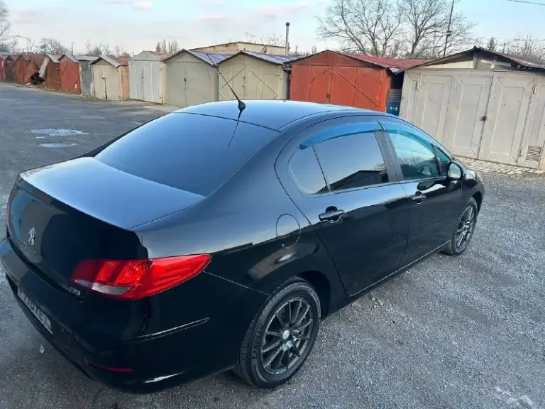 Продам peugeot 408, 2013 год двигатель 1.6 бензин, акпп асин полноценный автомат 6 ступенчатый, авто в отличном состоянии самая максимальная комплектация, в дтп авто не участвовал, прошла полное т. О заменены все фильтра масла, вложения не требует, климат контроль полный эльктро пакет, подогревы сидения, мульти руль, круиз контроль датчик света датчик дождя, мультимедиа андроид камера заднего вида, сигнализация сервисная книга новая зимняя резина в подарок отдам летний комплект колес, по документам полный порядок любой вид оформления, цена 650.000 р тел +79494999723 мариуполь
📲 Tg: в
📞 Звоните: +7(949)4999723 - фотография - 3