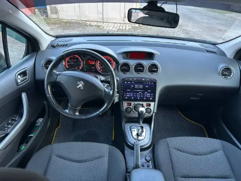 Продам peugeot 408, 2013 год двигатель 1.6 бензин, акпп асин полноценный автомат 6 ступенчатый, авто в отличном состоянии самая максимальная комплектация, в дтп авто не участвовал, прошла полное т. О заменены все фильтра масла, вложения не требует, климат контроль полный эльктро пакет, подогревы сидения, мульти руль, круиз контроль датчик света датчик дождя, мультимедиа андроид камера заднего вида, сигнализация сервисная книга новая зимняя резина в подарок отдам летний комплект колес, по документам полный порядок любой вид оформления, цена 650.000 р тел +79494999723 мариуполь
📲 Tg: в
📞 Звоните: +7(949)4999723 - фотография - 8