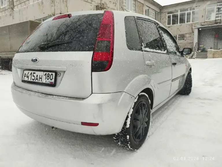 Продам ford фиеста 2004г
Двигатель 1,6 кпп механика
Кондиционер (работает)
Новый акб
Два комплекта резины
По ходовой и кузову без проблем
Авто находится в мариуполе
Цена 380т. Руб
Звонить +79497529629
+79490873487
📲 Tg: слава
📞 Звоните: +7(949)7529629 - фотография - 3
