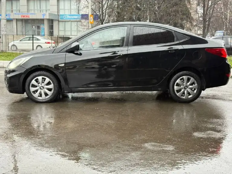 Продается hyundai solaris 2012 год 1.4 мкпп
Хендай солярис
Цена: 685.000 руб + разумный торг реальному покупателю
Тел: +7-949-024-81-88
- 1 Собственник
-Мотор на отлично не дымит не троит работает ровно масло не есть
-Коробка работает отлично не хрустит не выбивает все передачи работают
-По ходовой также без нареканий не стучит не гремит
-Пробег 187.000 км родной 100%
-Автотека зеленая (без дтп )
- Все стекла родные вкл лобовое
- По салону чистый и опрятный только после химчистки
- Пороги, низа дверей и днище в отлично состояние рыжиков и гнили нету
- 2 Комплекта колес зима-лето
- Из последнего поменял масло в двс и фильтра , свечи, лампочки вкруг, и щетки дворников
- По электрике без нареканий работает каждая лампочка и кнопочка
- Состояние сел и поехал делать ничего не нужно
-Печка греет, кондиционер холодит
- Переоформление без проблем могу присутствовать в мрэо
- По документам кристально чистая без штрафов, запретов и. Т. Д
- Осмотр макеевка центр - фотография - 6