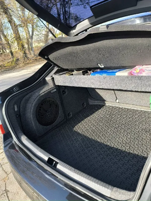 Продам skoda а7 2.0 тди, dsg6-мокрая,2013г пробег 130.000т. В очень хорошем состоянии, новая зимняя резина, везде оригинальные коврики, сабвуфер, догреватель салона, сигнализация, контурная подсветка салона, сервисная книга, два ключа, во владении больше 3 лет, я второй хозяин. Цена 1500000. Макеевка. ±79493618562
📞 Звоните: +7(949)3618562 - фотография - 7
