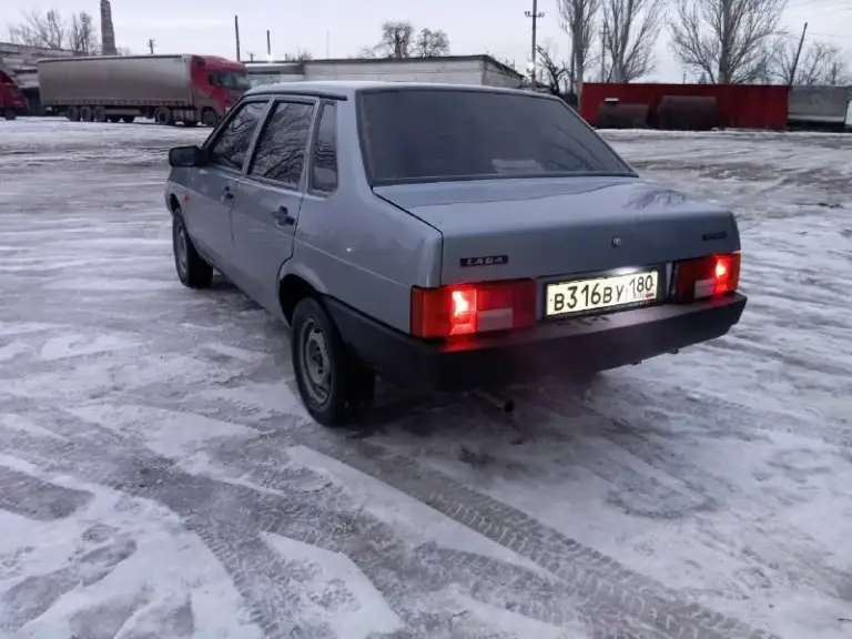 Продам ваз 21099 2008г. Автомобиль в идеальном состоянии без вложений. Один собственник. В дтп не участвовал. Автомобиль в родном окрасе. Родной пробег 82.000 км. Мотор коробка часы. Ходовая часть как на новом авто. Салон ваз 2115 с завода. Состояние салона вообще ноль. Есть все сервисные книги два комплекта ключей. Сигнализация центральный замок. Магнитола 4 динамика. Газ евро-4 заригистрирован. С документами полный порядок. Цена 395. Торг. Возможно обмен. +79494404633 телеграмм. +79897071016
📞 Звоните: +7(949)4404633 - фотография - 1