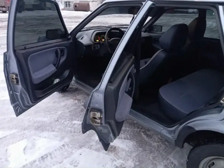 Продам ваз 21099 2008г. Автомобиль в идеальном состоянии без вложений. Один собственник. В дтп не участвовал. Автомобиль в родном окрасе. Родной пробег 82.000 км. Мотор коробка часы. Ходовая часть как на новом авто. Салон ваз 2115 с завода. Состояние салона вообще ноль. Есть все сервисные книги два комплекта ключей. Сигнализация центральный замок. Магнитола 4 динамика. Газ евро-4 заригистрирован. С документами полный порядок. Цена 395. Торг. Возможно обмен. +79494404633 телеграмм. +79897071016
📞 Звоните: +7(949)4404633 - фотография - 5