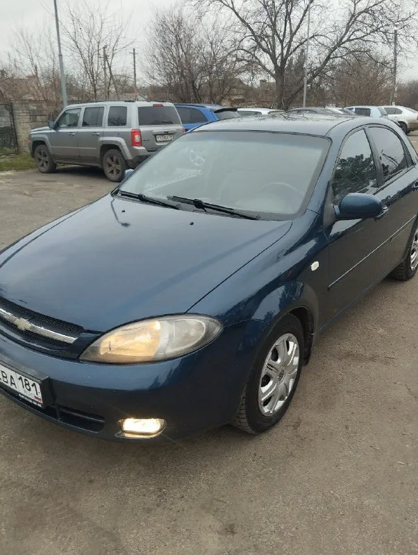 Продам chevrolet lacetti ( chevrolet лачетти ) в отличном состоянии. Зеленая автотека. Автомобиль без дтп.
‎1.6 Бензин, двигатель масло не расходует, работает ровно, ошибок нет, не дымит, не троит. Мкпп-5.пробег 125000км,2008г.
‎Стекла все родные, кроме лобового. Шумоизоляция.
‎Кондиционер, гур, цз, сигнализация, 4 электростеклоподъёмника. Abs, airbag, электрорегулировка зеркал, противотуманки, магнитола pioneer 2din. Новая зимняя резина. Дно, пороги, салон, потолок, дверные карты в отличном состоянии. Гаражное хранение, бережная эксплуатация.
‎Переоформление мрэо.
‎460Тыс. Торг.
‎+79497143547
‎
📲 Tg: николай
📞 Звоните: +7(949)7143547 - фотография - 6